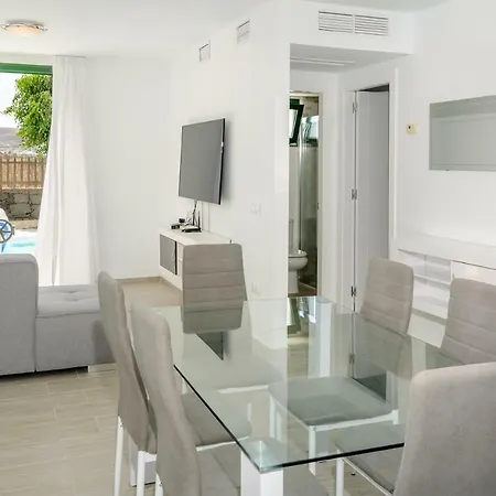 Amanecer Ii Con Piscina Climatizada Y Wifi Gratis بيت للعطل